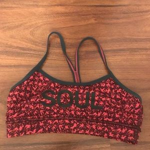 Lululemon sport Bra / size 4.  Pink and black
